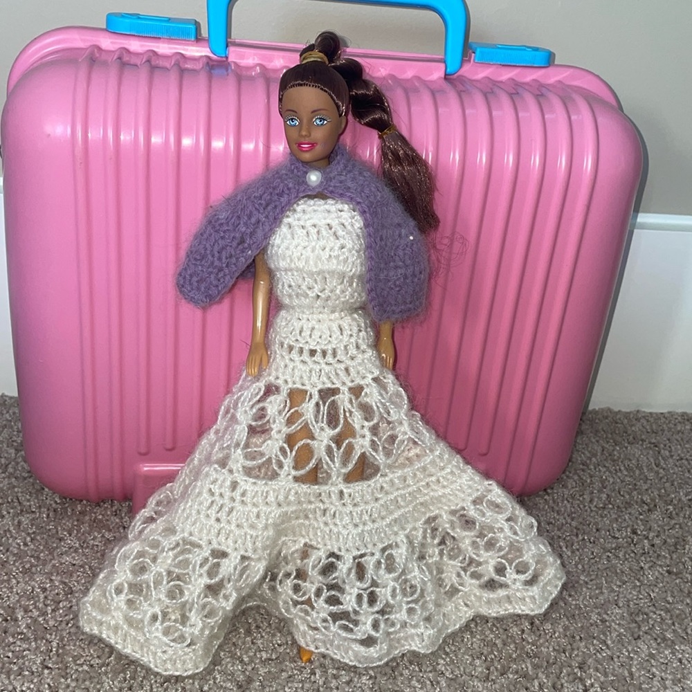 💜Barbie Doll in crochet dress & Cape